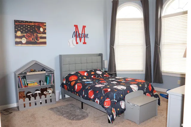 $649,900 | 2 Hunters Way, Washington, IL 61571