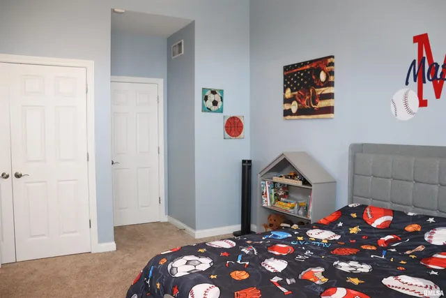 $649,900 | 2 Hunters Way, Washington, IL 61571