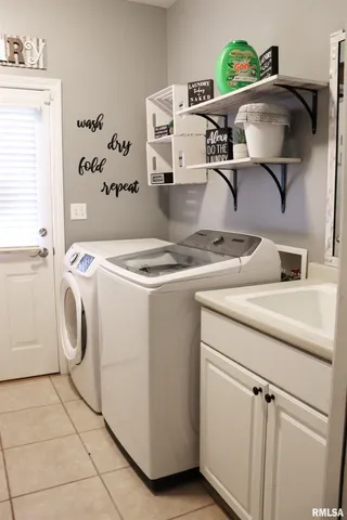 $649,900 | 2 Hunters Way, Washington, IL 61571