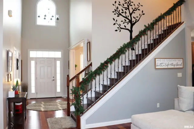 $649,900 | 2 Hunters Way, Washington, IL 61571