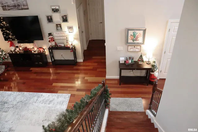 $649,900 | 2 Hunters Way, Washington, IL 61571