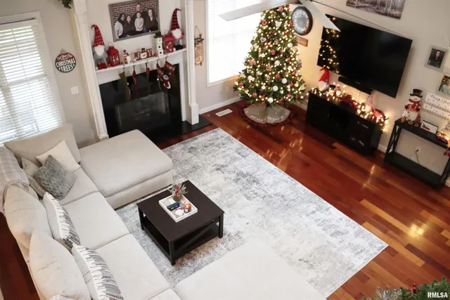 $649,900 | 2 Hunters Way, Washington, IL 61571