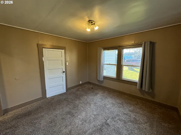 $275,000 | 506 West Clark Street, Medford, OR 97501