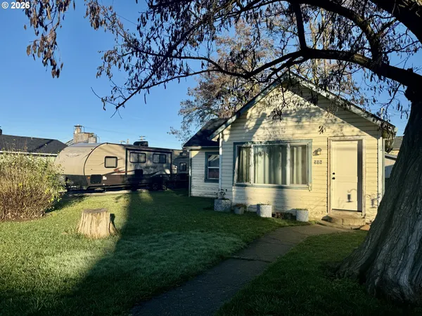 $275,000 | 506 West Clark Street, Medford, OR 97501