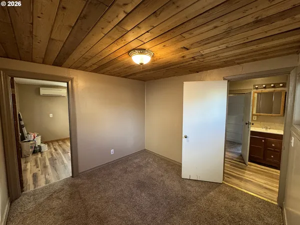 $275,000 | 506 West Clark Street, Medford, OR 97501
