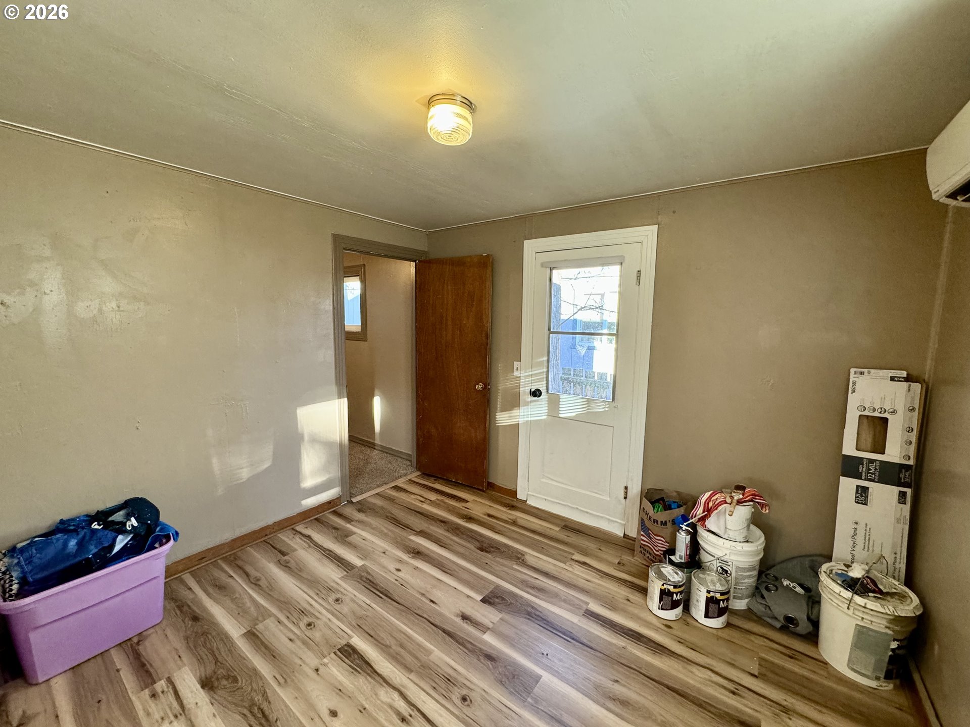 506 West Clark Street Medford, OR 97501 - Photo 27 of 37 Laundry