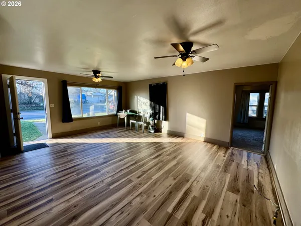 $275,000 | 506 West Clark Street, Medford, OR 97501