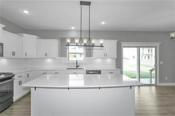 $552,790 | 11031 North Bristol Avenue, Kansas City, MO 64156