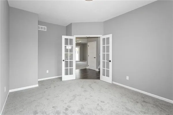 $552,790 | 11031 North Bristol Avenue, Kansas City, MO 64156