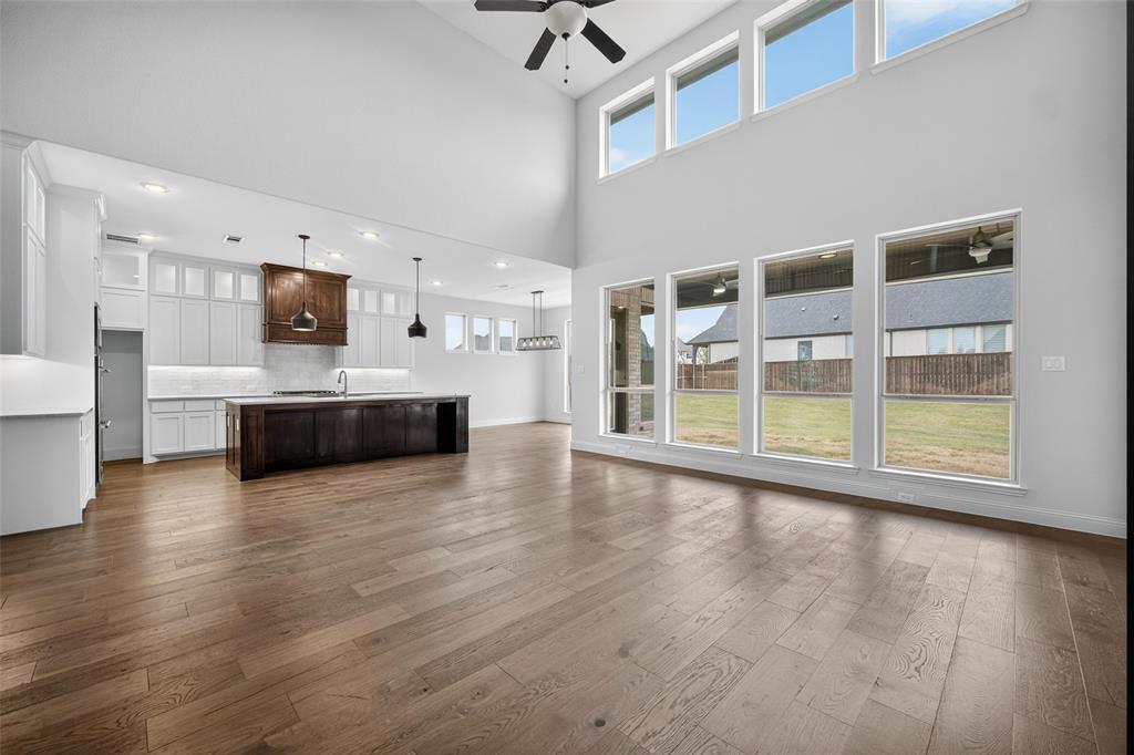 1316 Limestone Ridge Road Mansfield, TX 76063 - Photo 10 of 40 Gallery Image 10