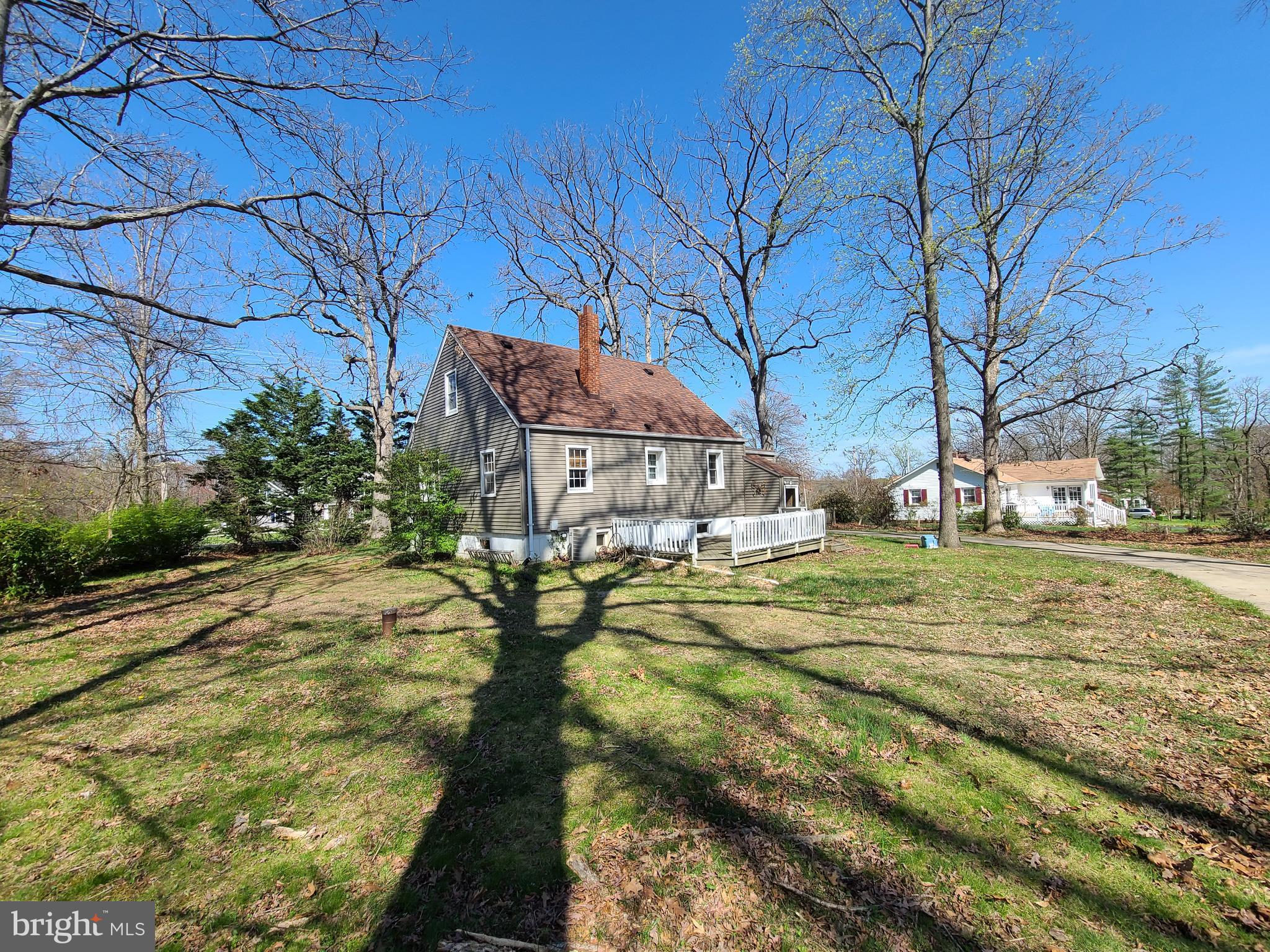 12357 Scaggsville Road Fulton, MD 20759 - Photo 5 of 9 a view of a yard with a house