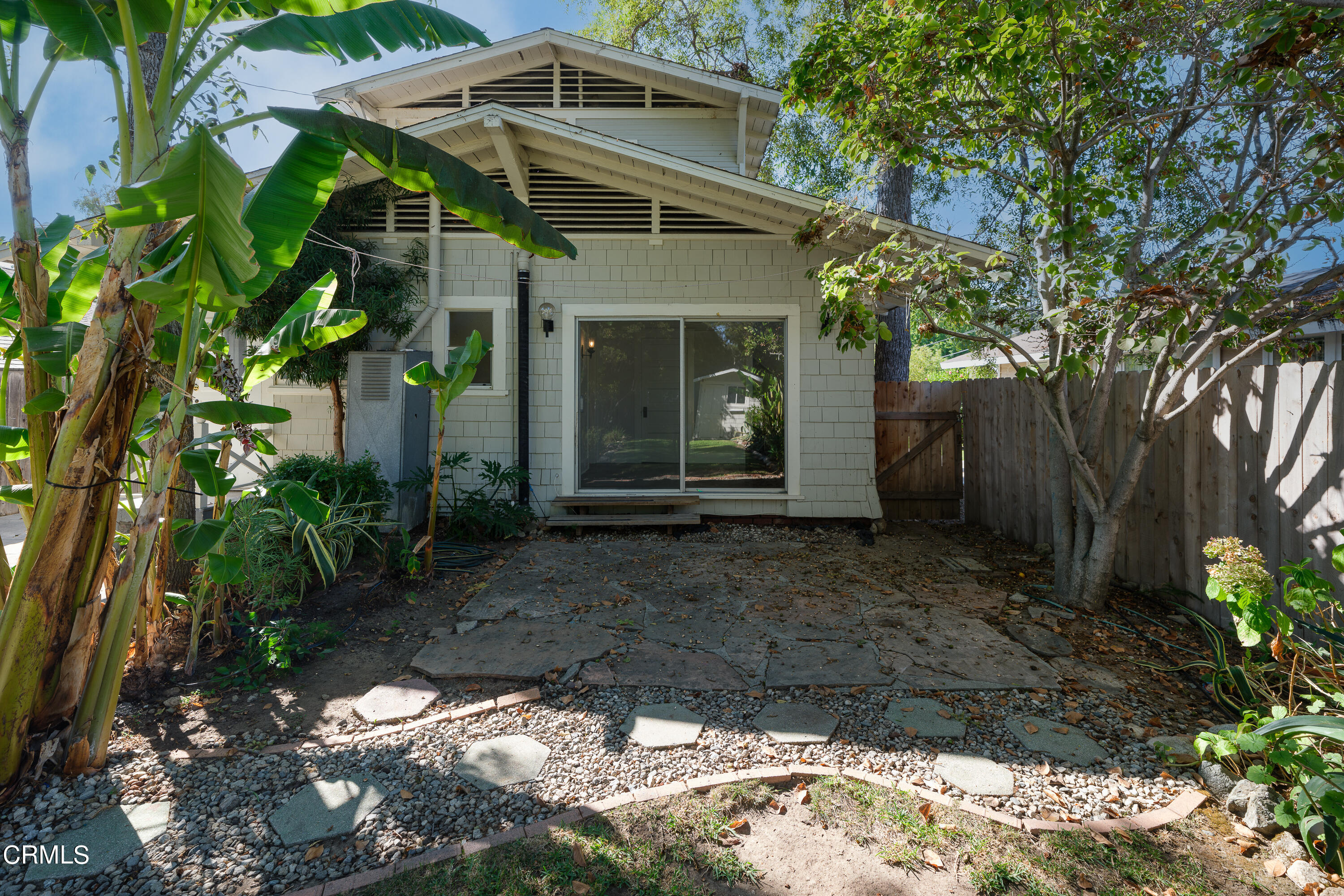 489 Miles Street Pasadena, CA 91106 - Photo 36 of 46 a front view of a house with a yard