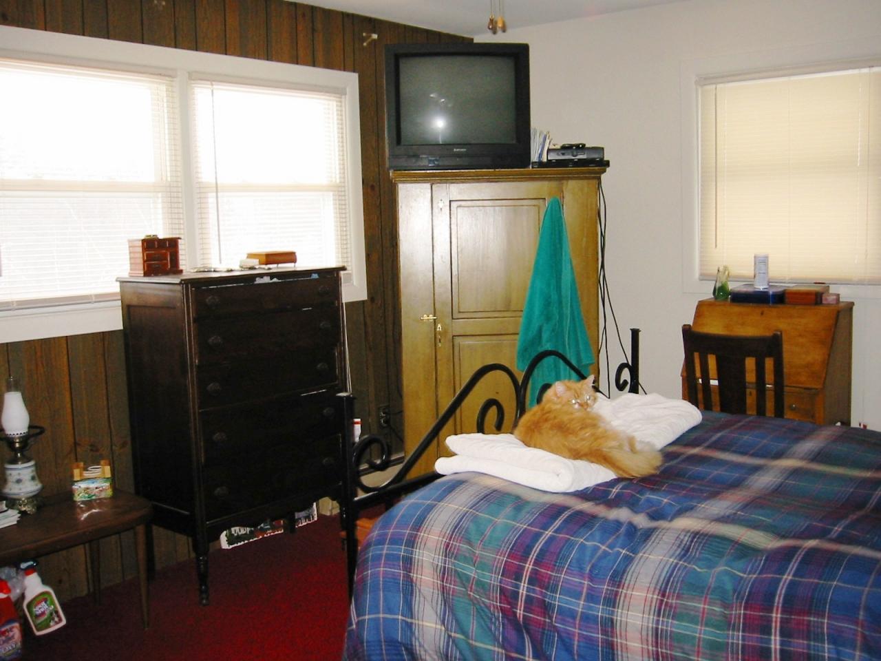 95 East Main Road Peru, MA 01235 - Photo 10 of 18 a bedroom with a bed and a television