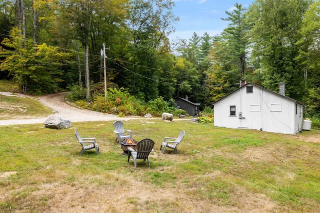 $2,199 | 31 Water Street, Unit 3, Bradford, NH 03221