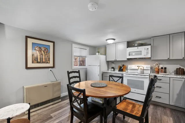 $2,199 | 31 Water Street, Unit 3, Bradford, NH 03221