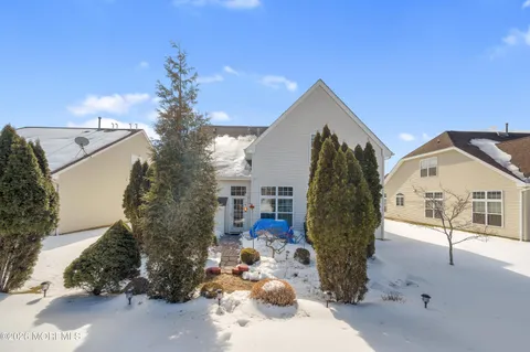 $729,000 | 21 Jumping Brook Drive, Lakewood, NJ 08701