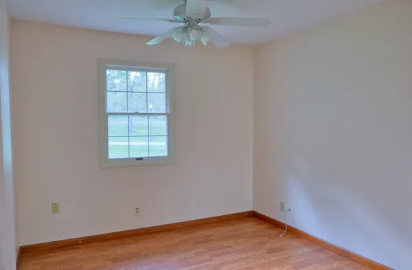 $264,999 | 261 High Forest Drive, Carbondale, IL 62903