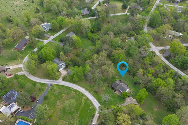 $264,999 | 261 High Forest Drive, Carbondale, IL 62903