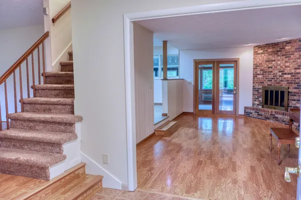 $264,999 | 261 High Forest Drive, Carbondale, IL 62903