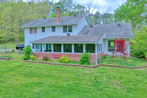 $264,999 | 261 High Forest Drive, Carbondale, IL 62903