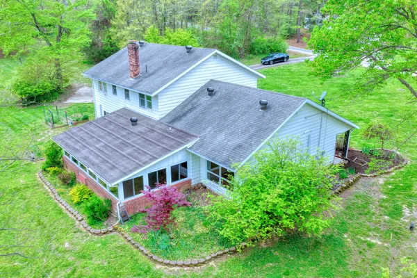 $264,999 | 261 High Forest Drive, Carbondale, IL 62903
