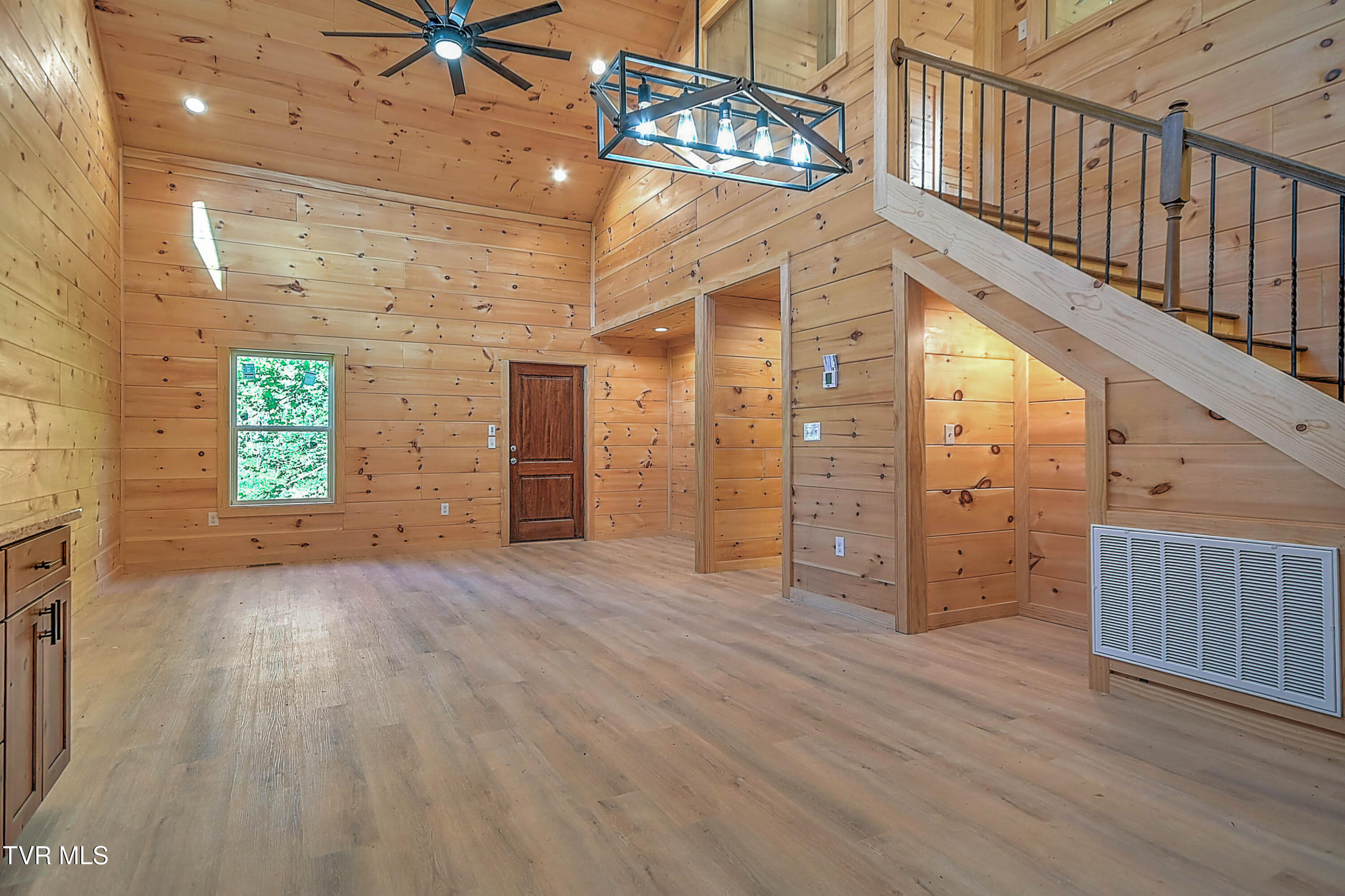 5322 Greene Mountain Road Greeneville, TN 37743 - Photo 12 of 85 5322 Greene Mtn GL-14