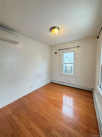 $2,500 | 20-27 121st Street, Unit 2 | College Point
