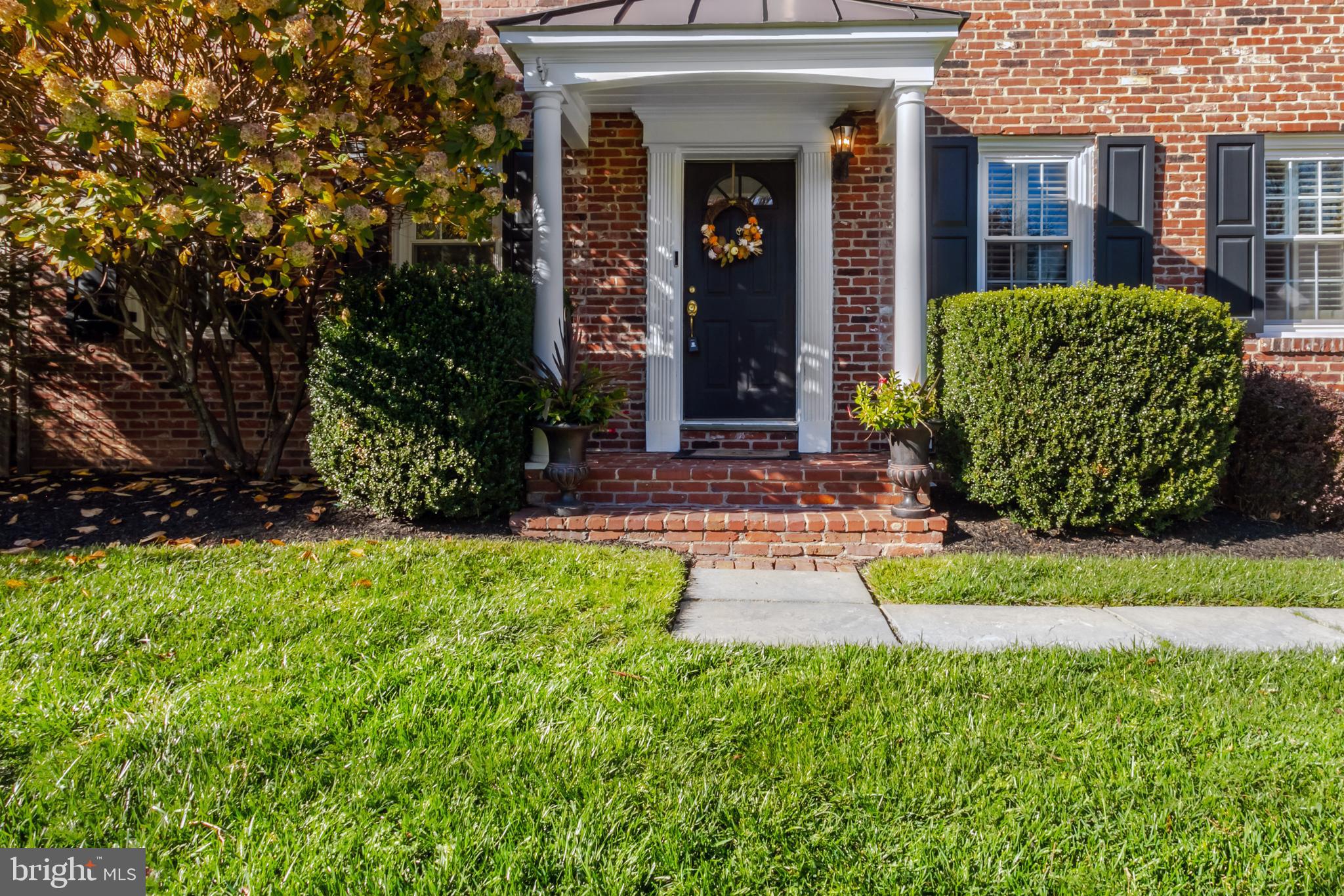 903 Hollow Road Wayne, PA 19087 - Photo 2 of 47