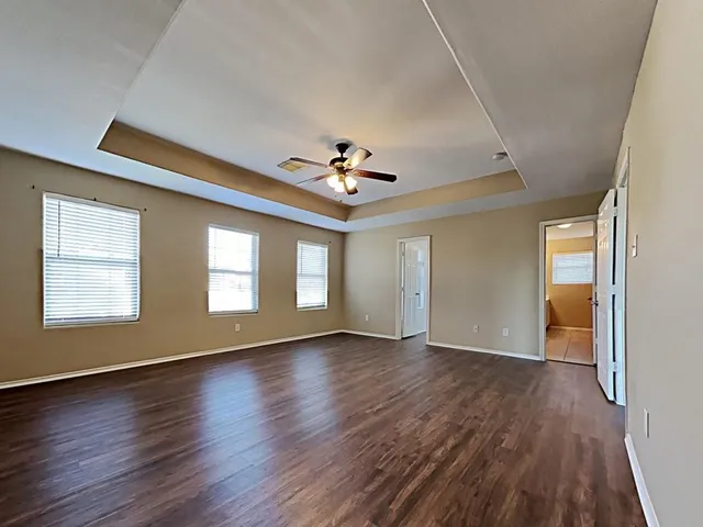 $1,825 | 503 Pine Cluster Court, Conroe, TX 77301