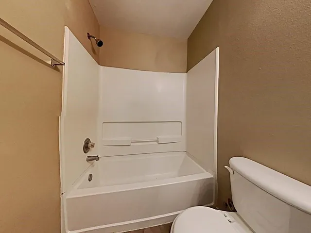 $1,825 | 503 Pine Cluster Court, Conroe, TX 77301