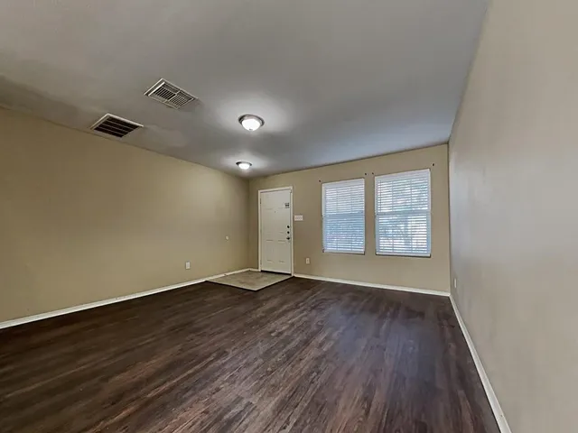 $1,825 | 503 Pine Cluster Court, Conroe, TX 77301