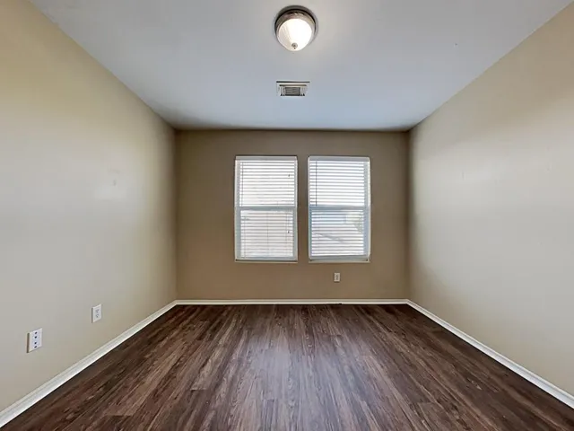 $1,825 | 503 Pine Cluster Court, Conroe, TX 77301