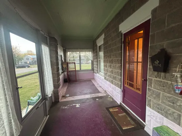 $89,900 | 208 South Portland Street, Ridgeville, IN 47380