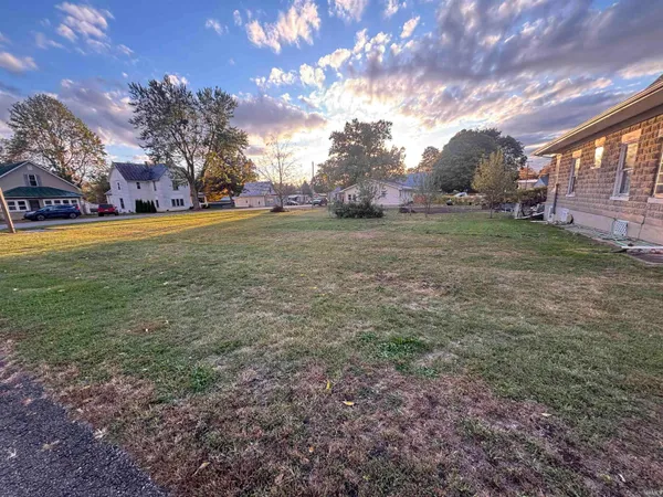 $75,000 | 208 South Portland Street, Ridgeville, IN 47380