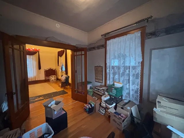 $89,900 | 208 South Portland Street, Ridgeville, IN 47380