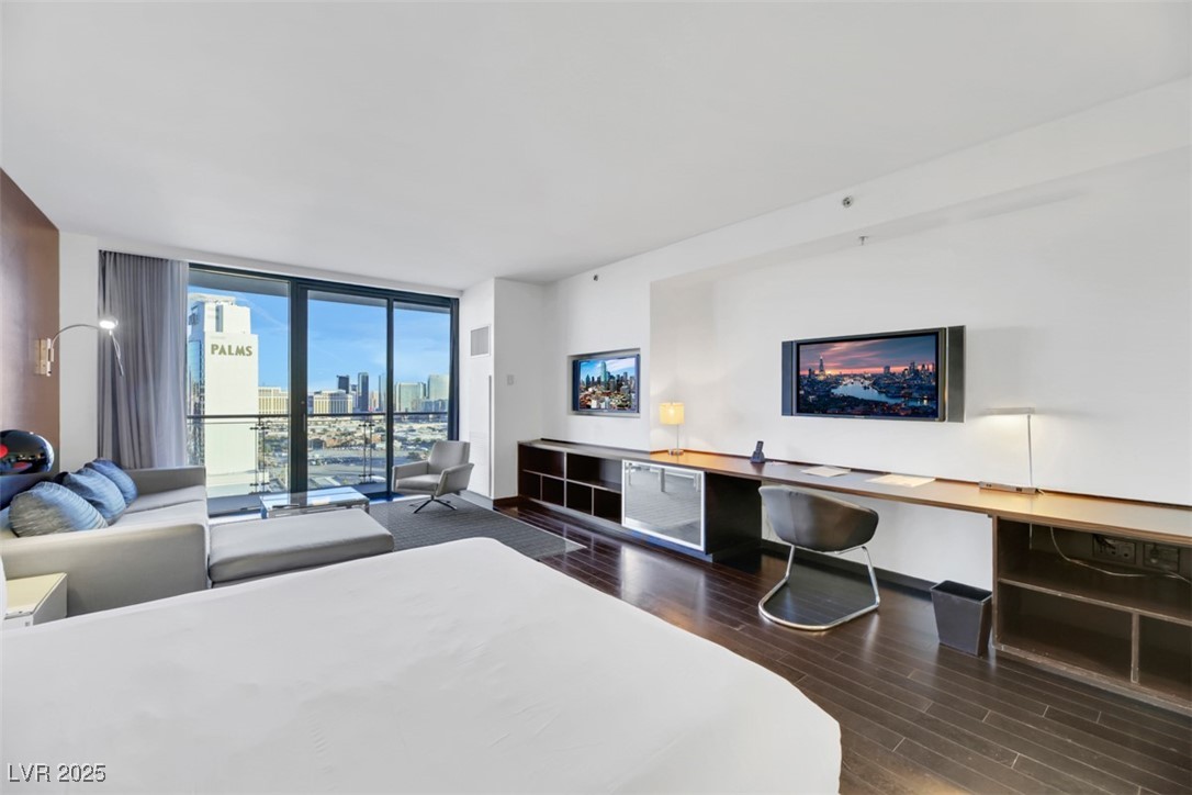 4381 West Flamingo Road, Unit 2220 Las Vegas, NV 89103 - Photo 3 of 27
