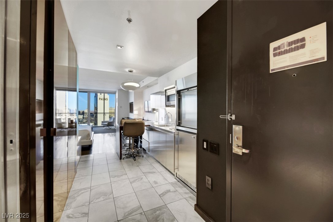 4381 West Flamingo Road, Unit 2220 Las Vegas, NV 89103 - Photo 7 of 27