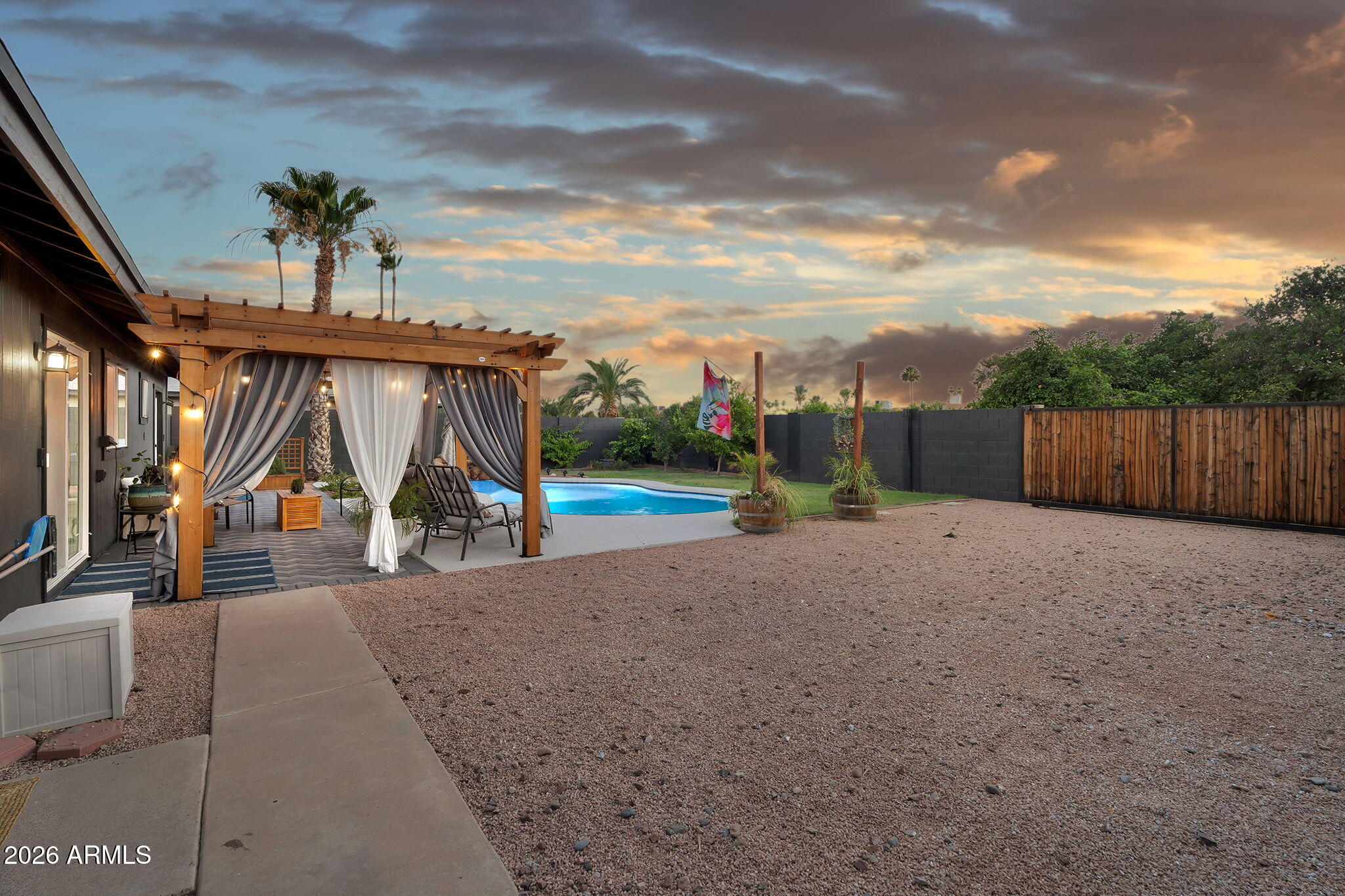 2512 South Evergreen Road Tempe, AZ 85282 - Photo 44 of 56 44-web-or-mls-2512 S Evergreen Rd-7