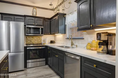 $359,900 | 1100 Maryview Farm Road, Lafayette, LA 70507