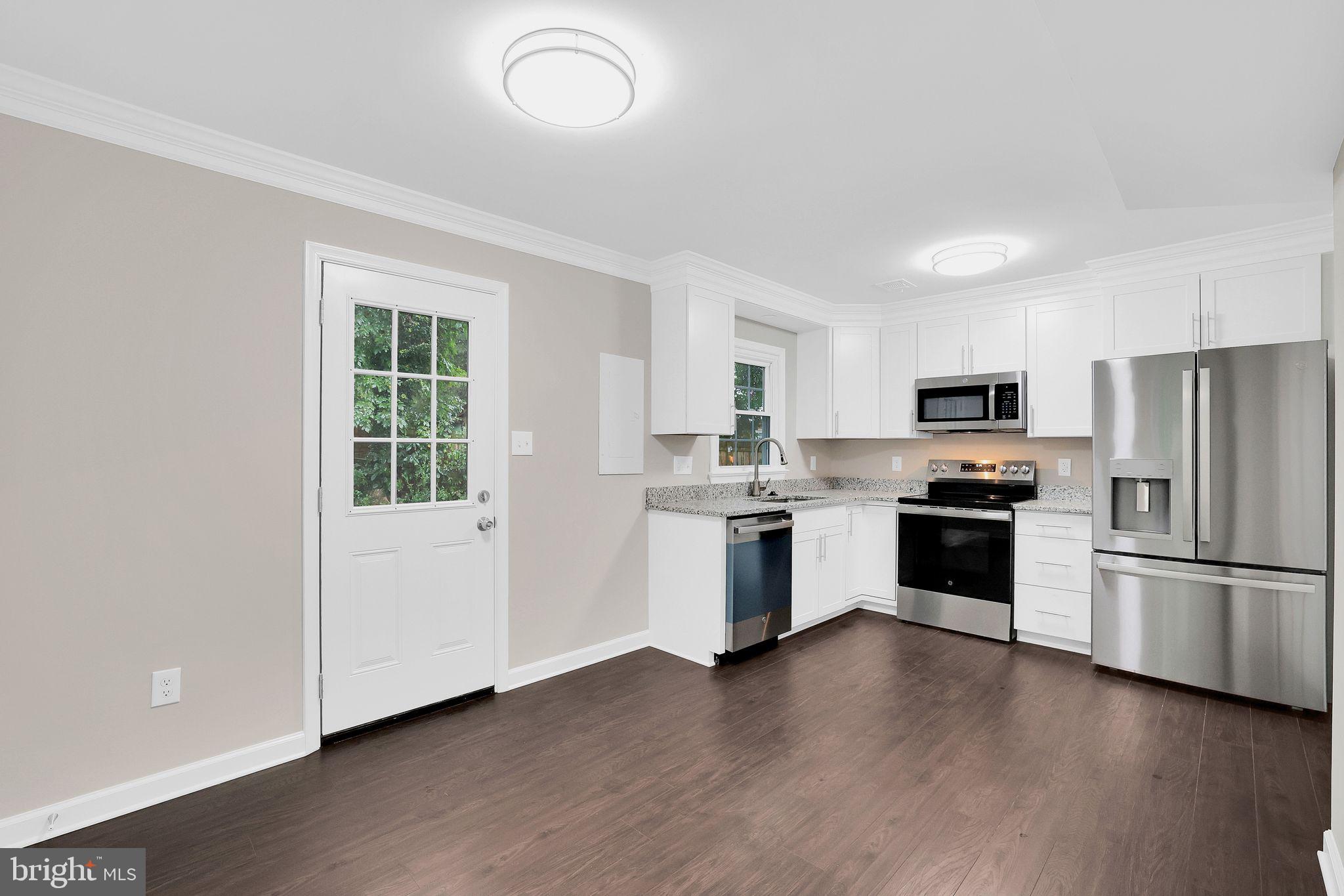 8533 Artillery Road Manassas, VA 20110 - Photo 7 of 29