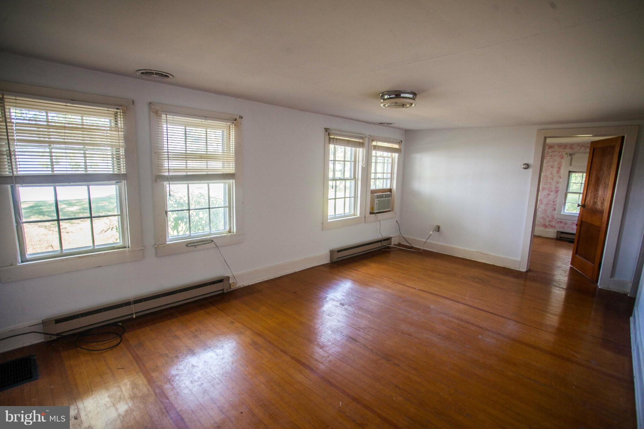 332 Bentons Pleasure Road Chester, MD 21619 - Photo 26 of 29 Family Room