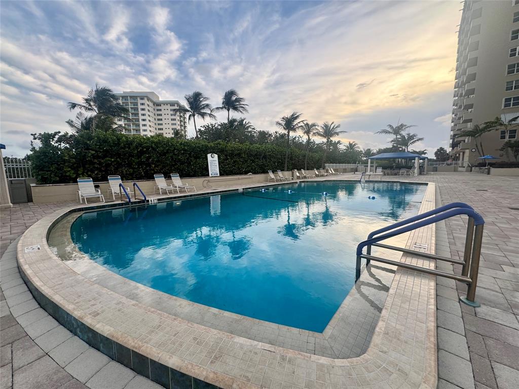 2000 South Ocean Boulevard, Unit 5P Lauderdale-by-the-Sea, FL 33062 - Photo 24 of 34 a view of a lake