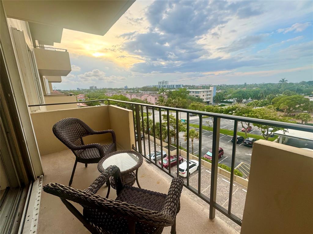 2000 South Ocean Boulevard, Unit 5P Lauderdale-by-the-Sea, FL 33062 - Photo 4 of 34 a balcony with couple of chairs