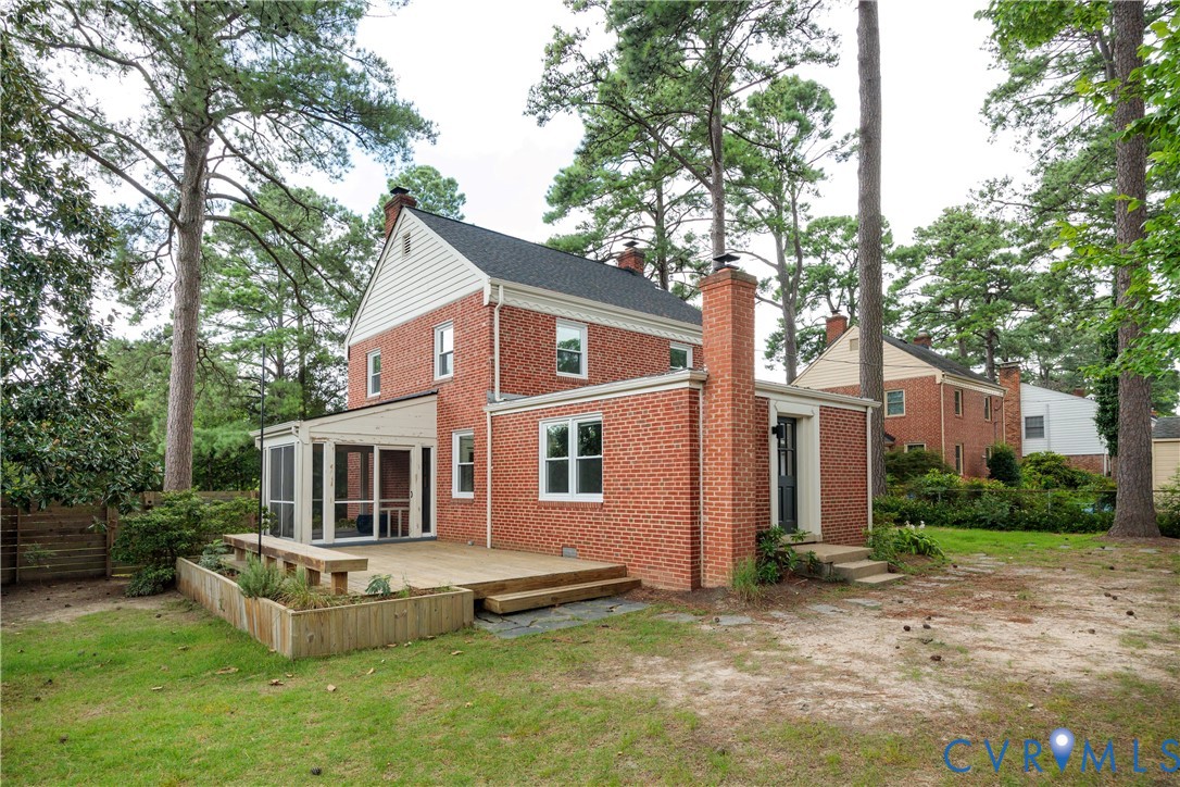 901 Bevridge Road Richmond, VA 23226 - Photo 37 of 43 a view of a house with backyard and trees