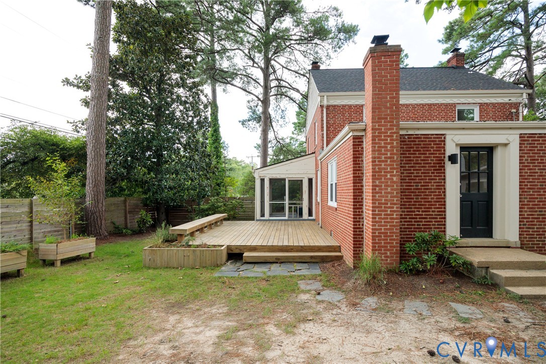 901 Bevridge Road Richmond, VA 23226 - Photo 38 of 43 a view of a house with backyard