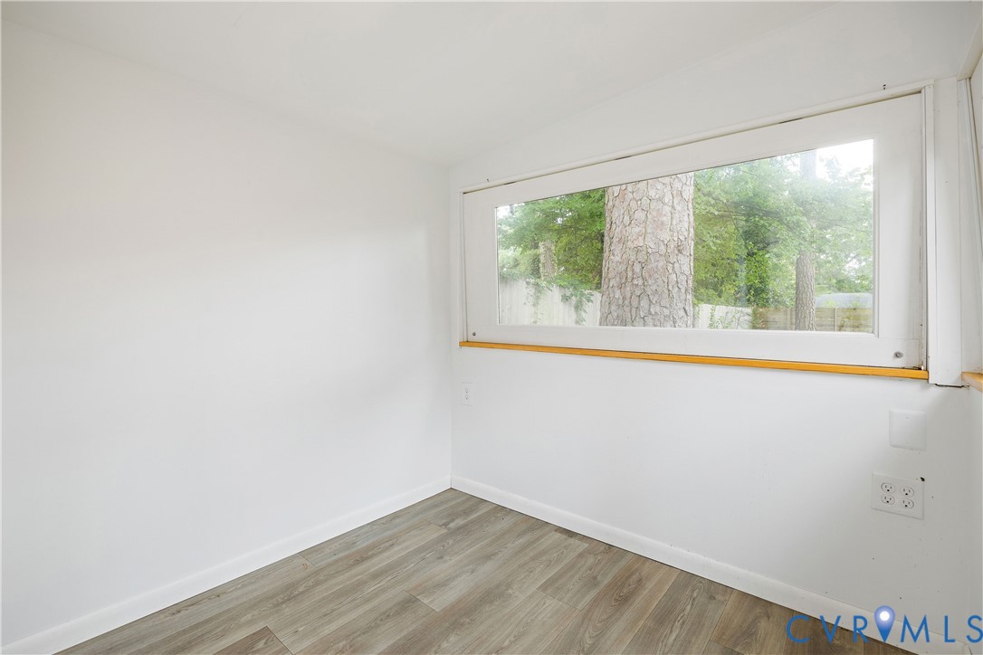 901 Bevridge Road Richmond, VA 23226 - Photo 42 of 43 an empty room with a window