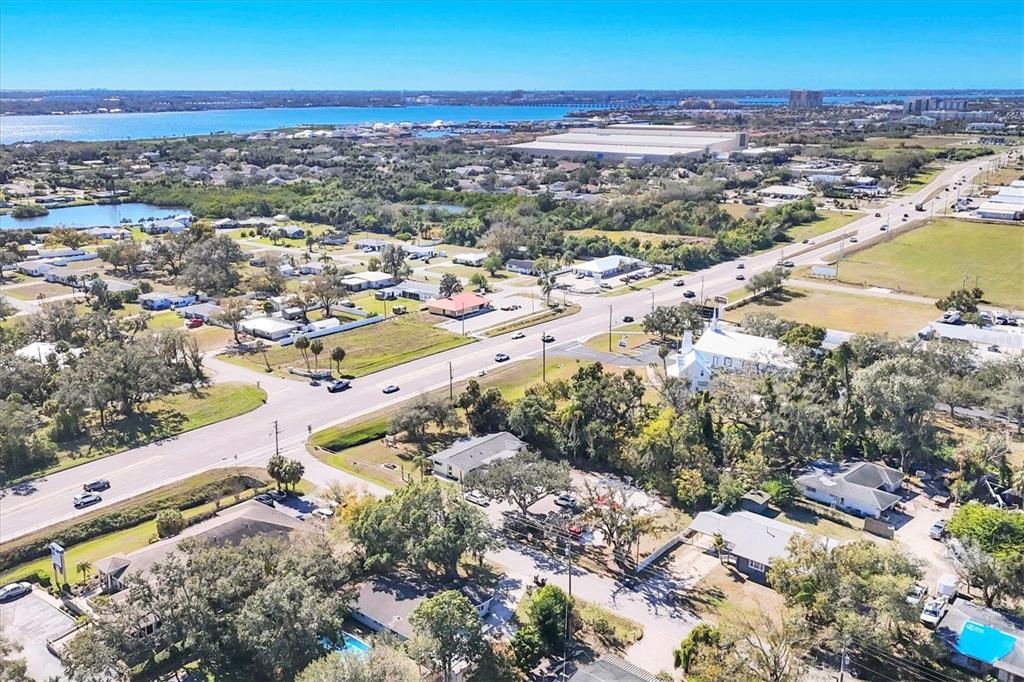 1017 Gary Avenue Ellenton, FL 34222 - Photo 3 of 41