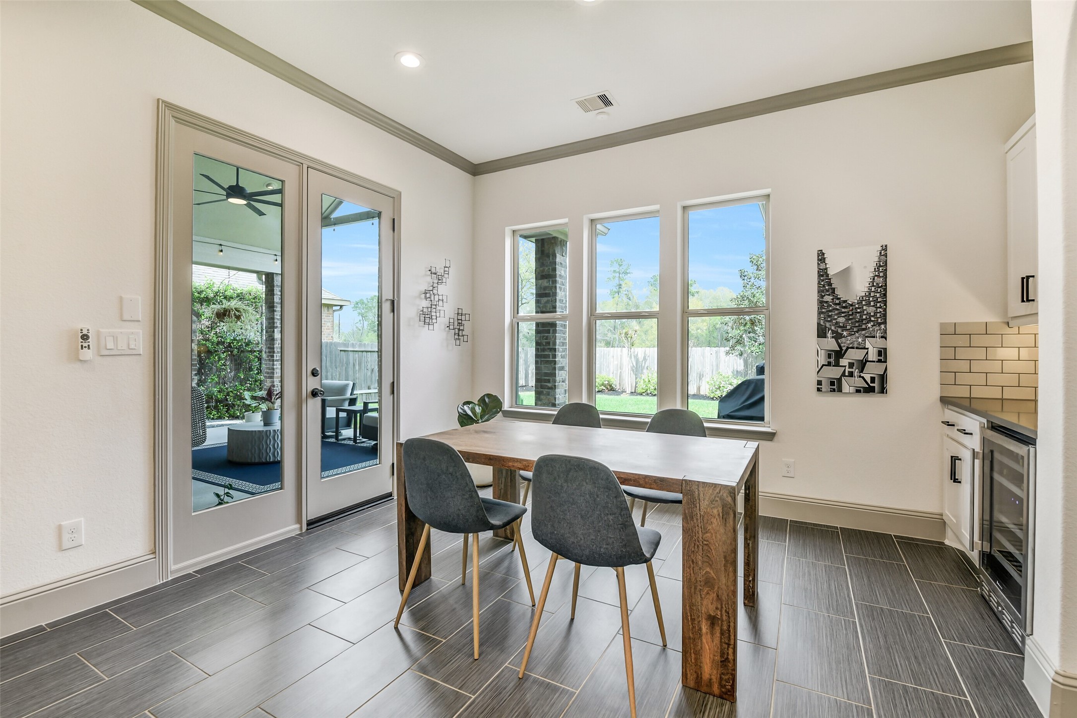 2430 Barclay Lake Lane Spring, TX 77388 - Photo 15 of 50 a dining room with furniture and window
