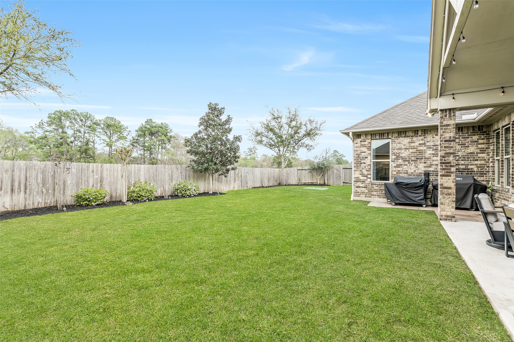 2430 Barclay Lake Lane Spring, TX 77388 - Photo 50 of 50 a view of a yard with an outdoor space