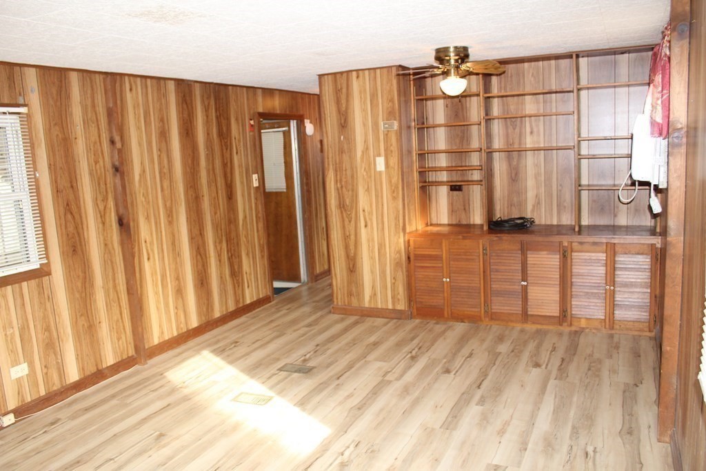 69 Mobile Home Way Springfield, MA 01119 - Photo 13 of 42 Gallery Image 13